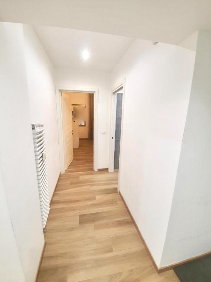 Genoa Lux Apartments With Parking Екстер'єр фото