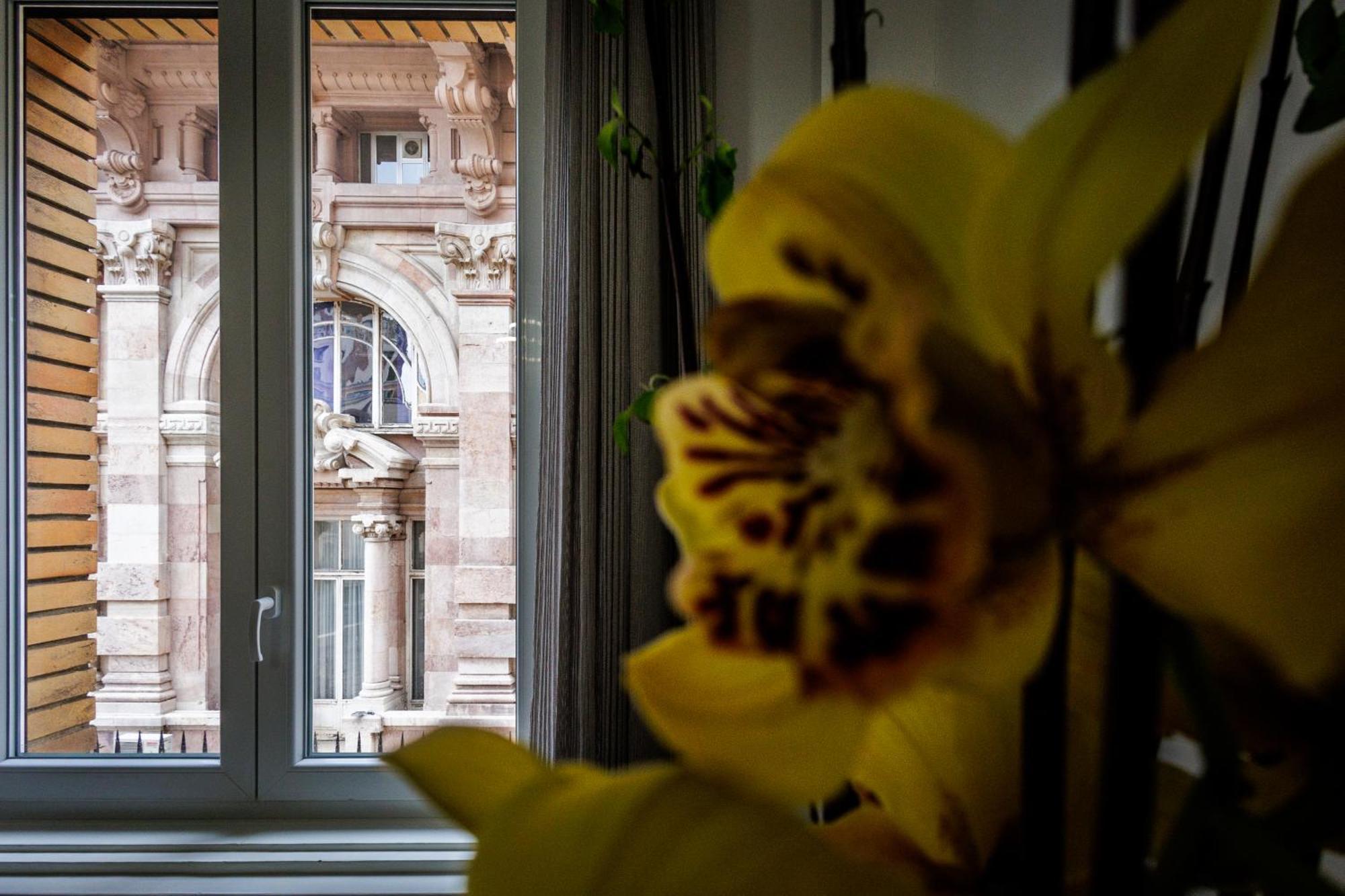 Genoa Lux Apartments With Parking Екстер'єр фото