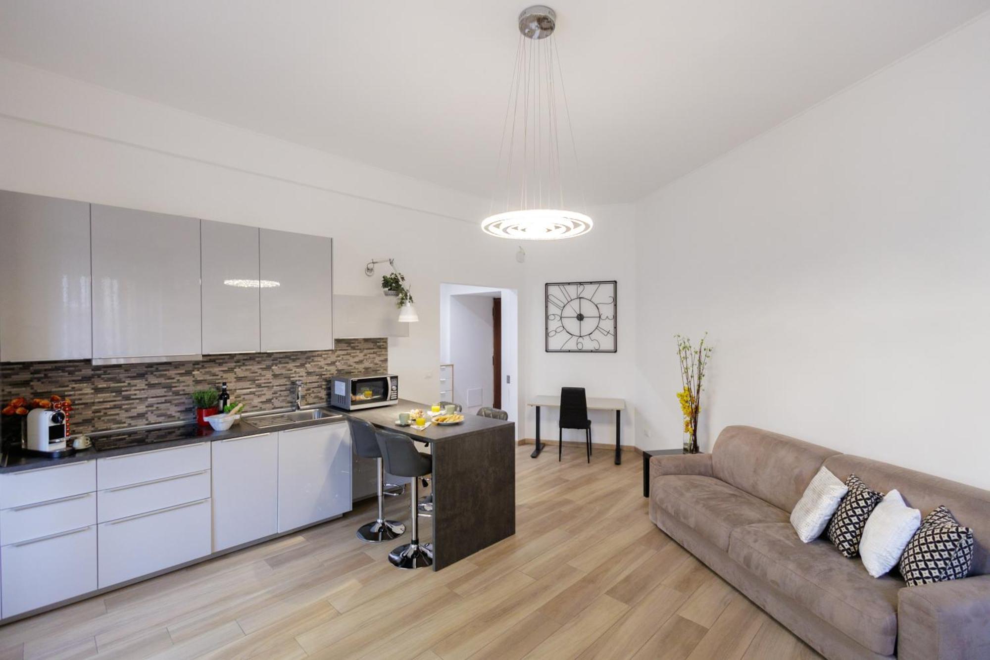 Genoa Lux Apartments With Parking Екстер'єр фото