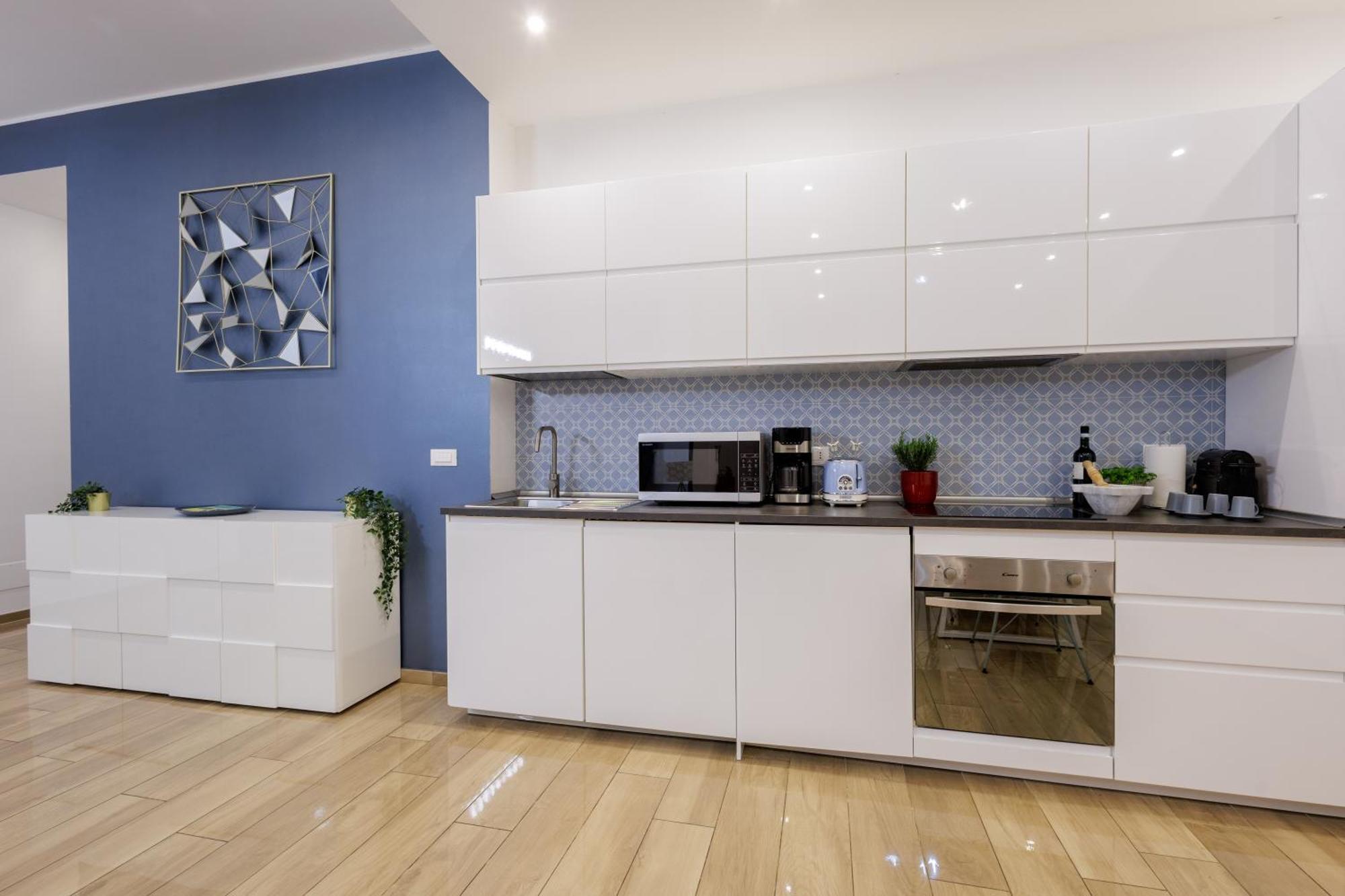 Genoa Lux Apartments With Parking Екстер'єр фото