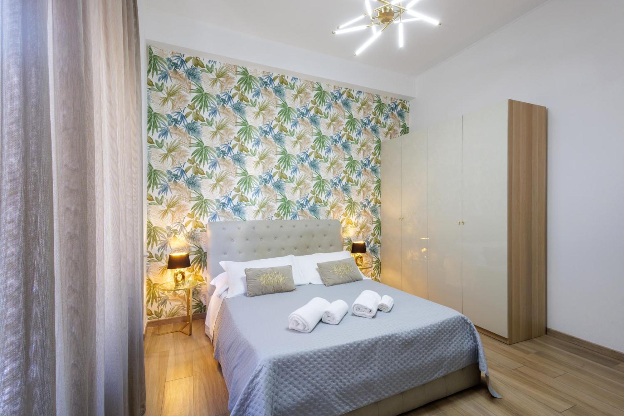 Genoa Lux Apartments With Parking Екстер'єр фото